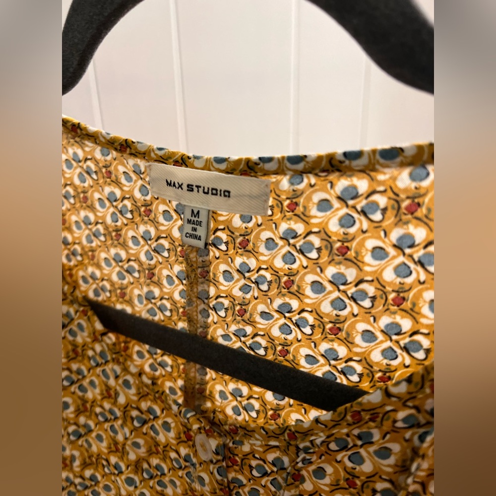 Work Blouse Bundle - Picture 4 of 6